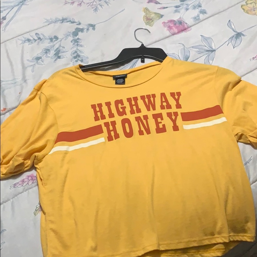 Crop top